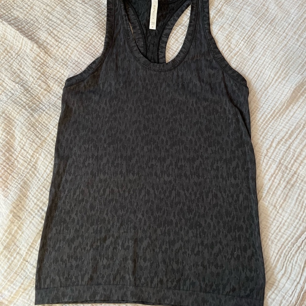 Cheetah black Athleta momentum tank